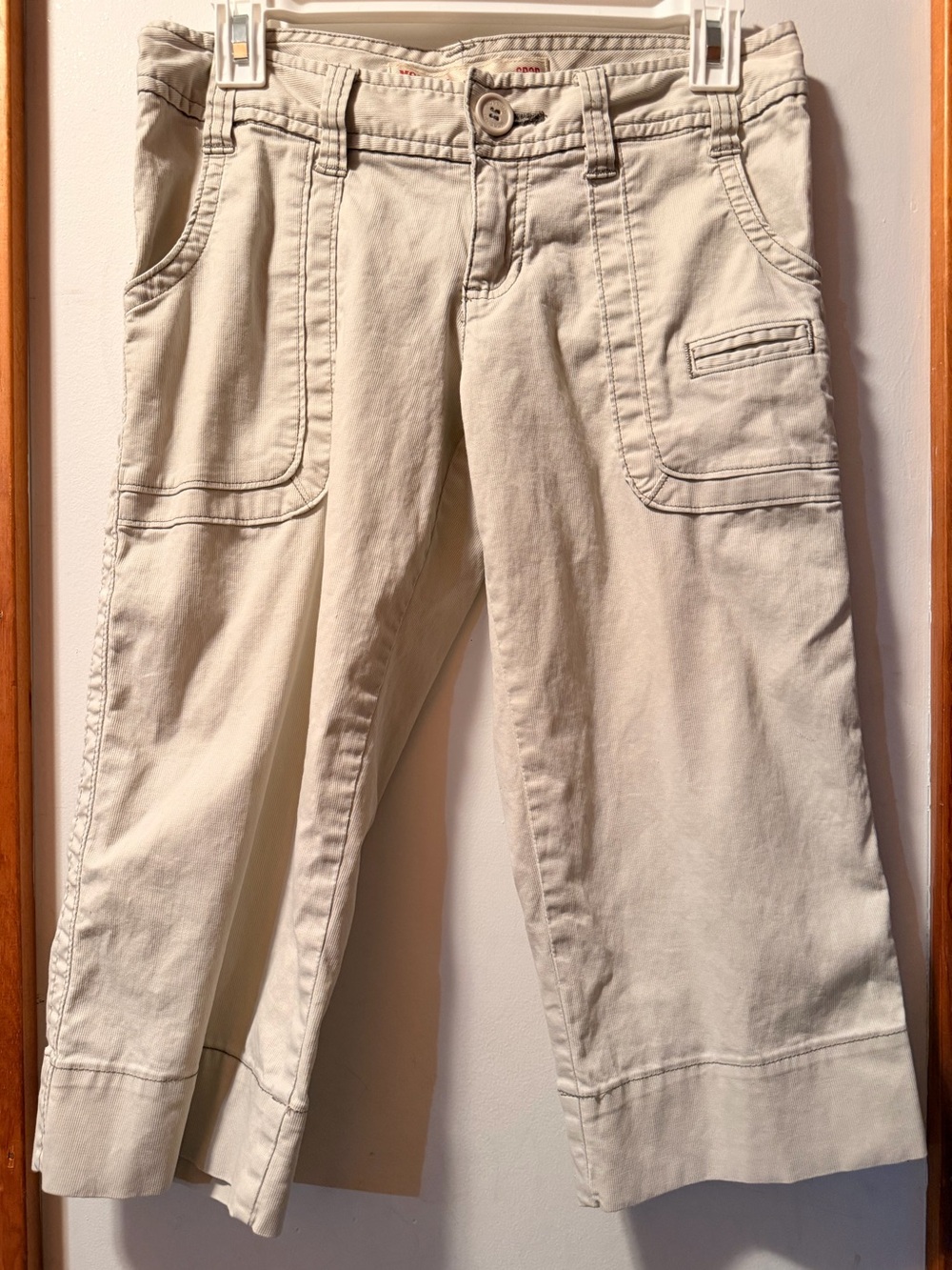Mossimo Supply Co Lowest Rise Crop Pants Size 5